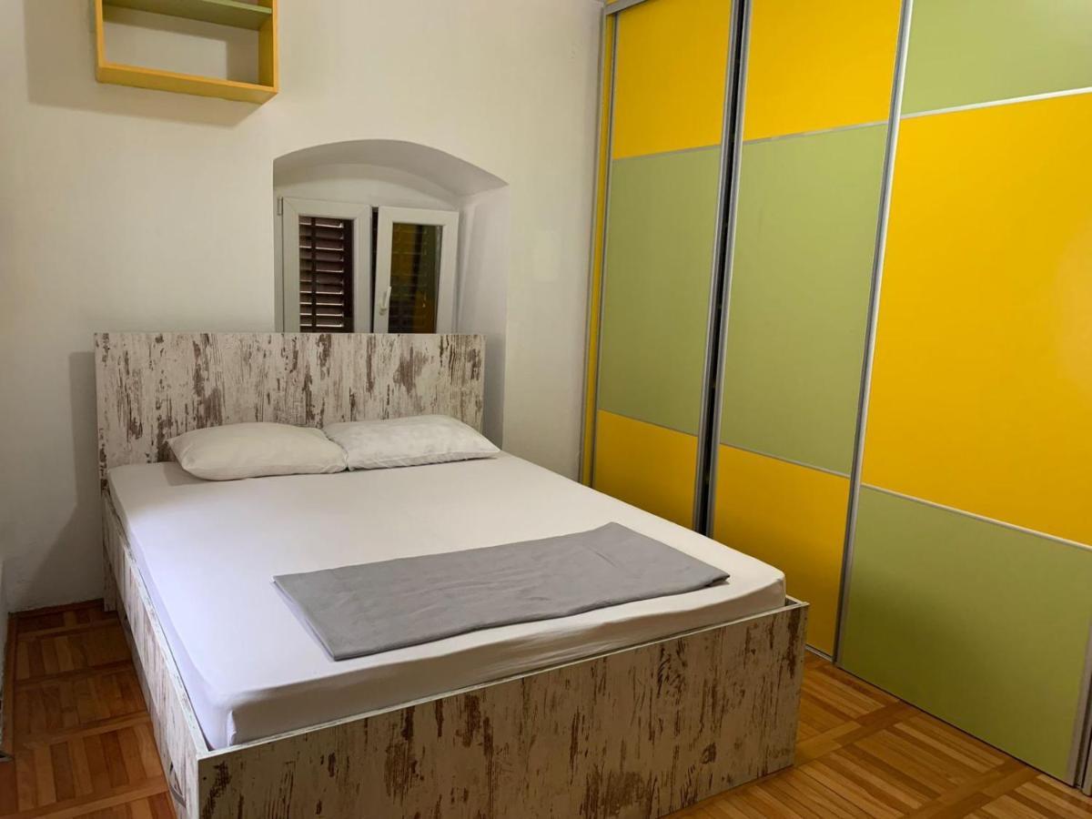 Sunstone Apartments Kotor Buitenkant foto